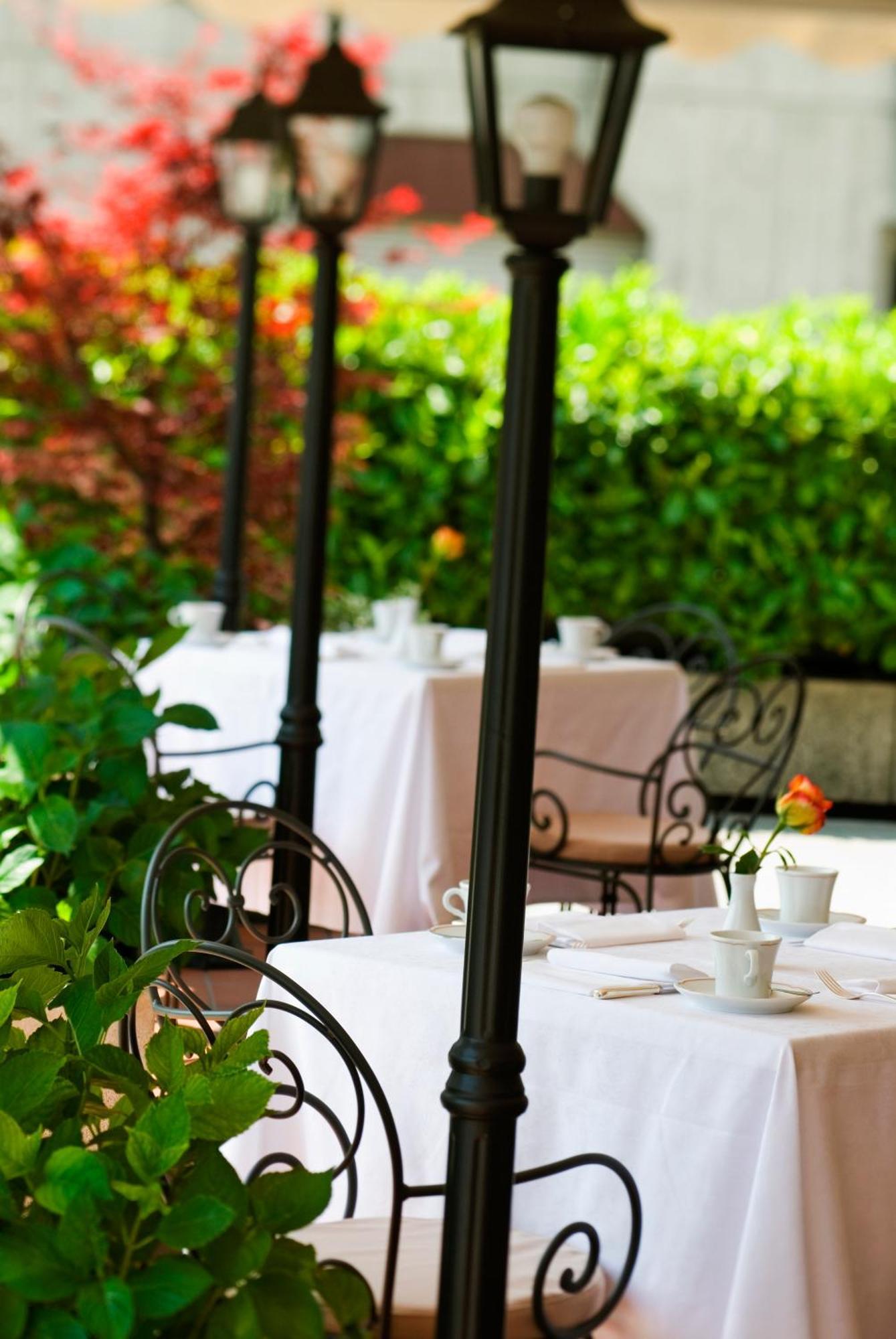 Starhotels Cristallo Palace Bergamo Esterno foto
