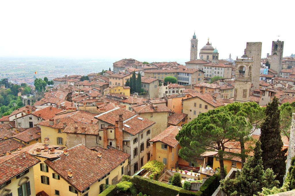Starhotels Cristallo Palace Bergamo Esterno foto