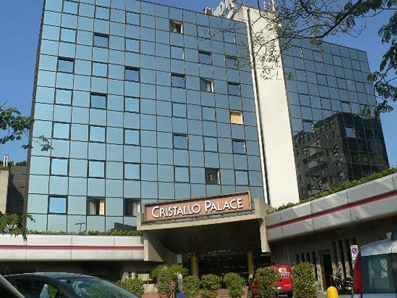 Starhotels Cristallo Palace Bergamo Esterno foto