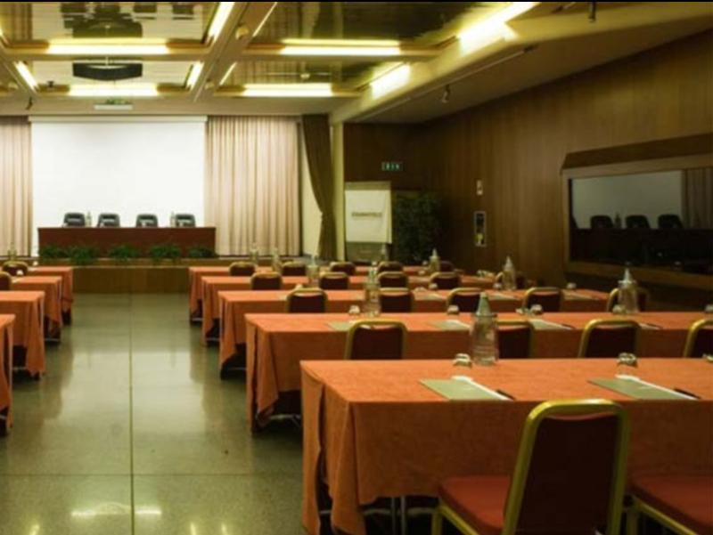 Starhotels Cristallo Palace Bergamo Esterno foto