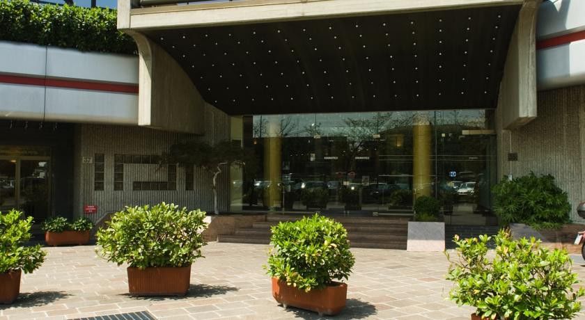 Starhotels Cristallo Palace Bergamo Esterno foto